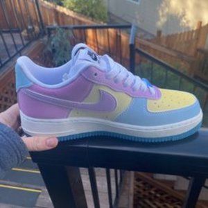 Brand New - Womens Nike Air Force 1 '07 LX 'UV Reactive' (Size 6.5)